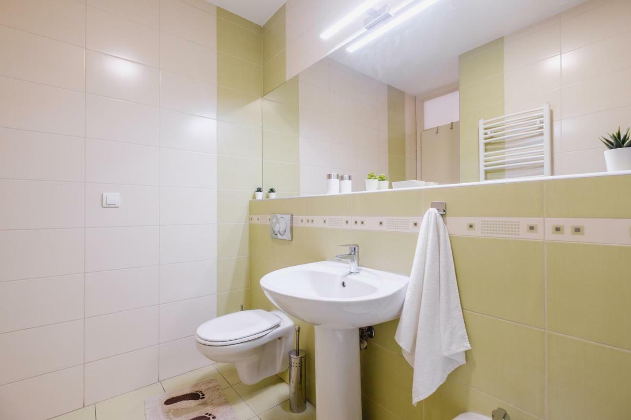 Apartment Hana Lux เบลเกรด ภายนอก รูปภาพ