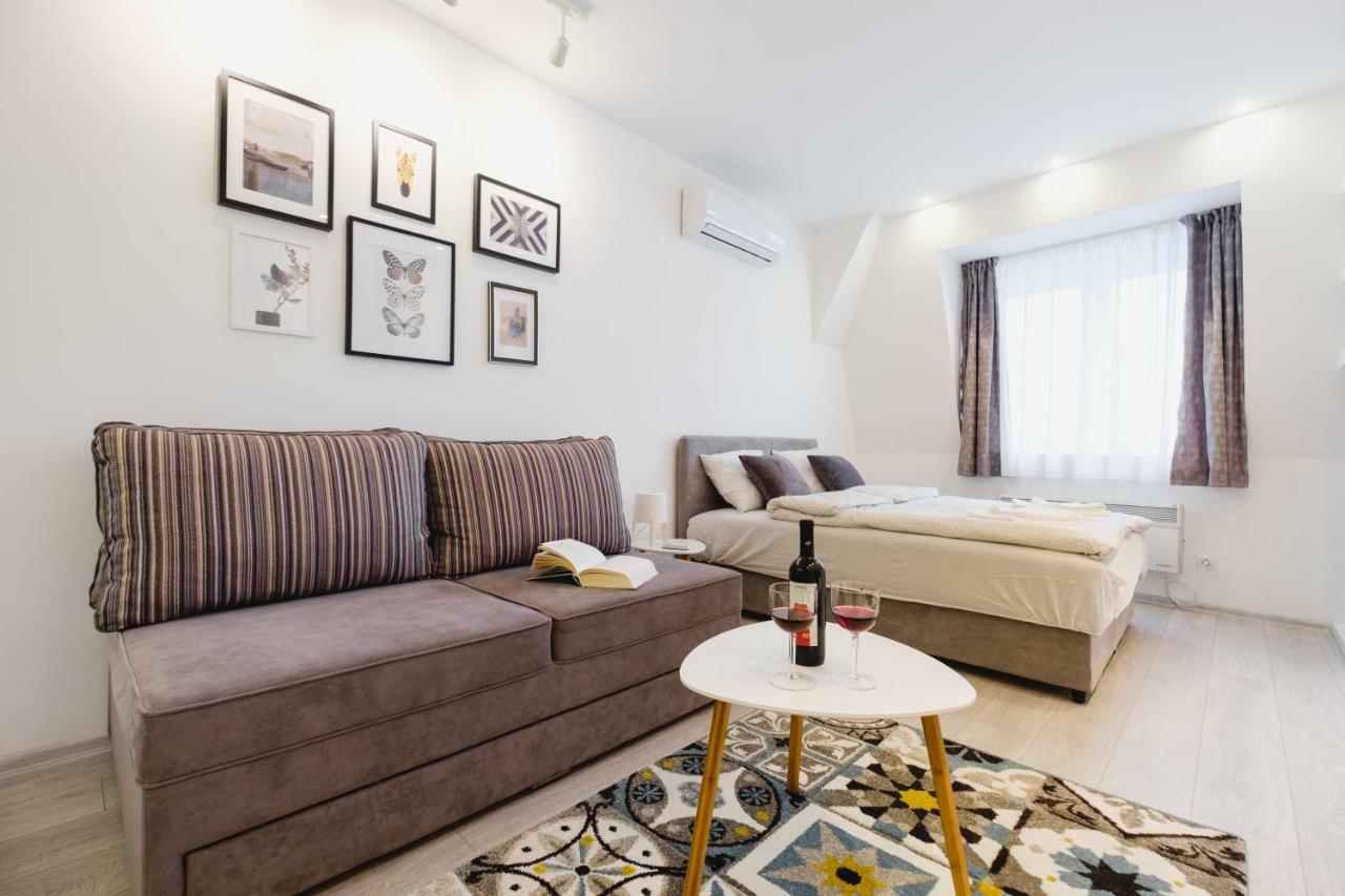 Apartment Hana Lux เบลเกรด ภายนอก รูปภาพ