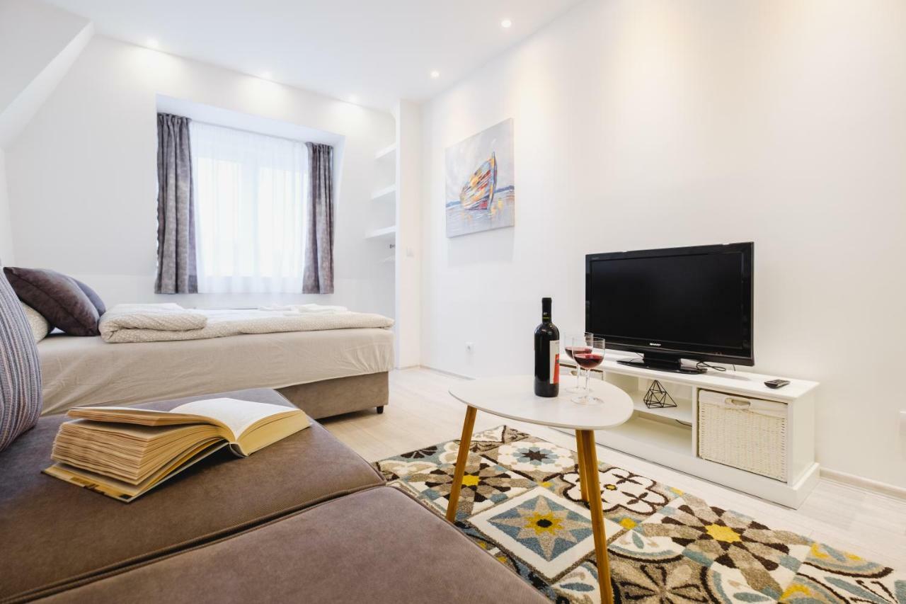 Apartment Hana Lux เบลเกรด ภายนอก รูปภาพ