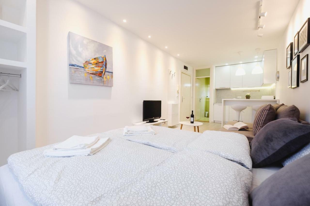 Apartment Hana Lux เบลเกรด ภายนอก รูปภาพ